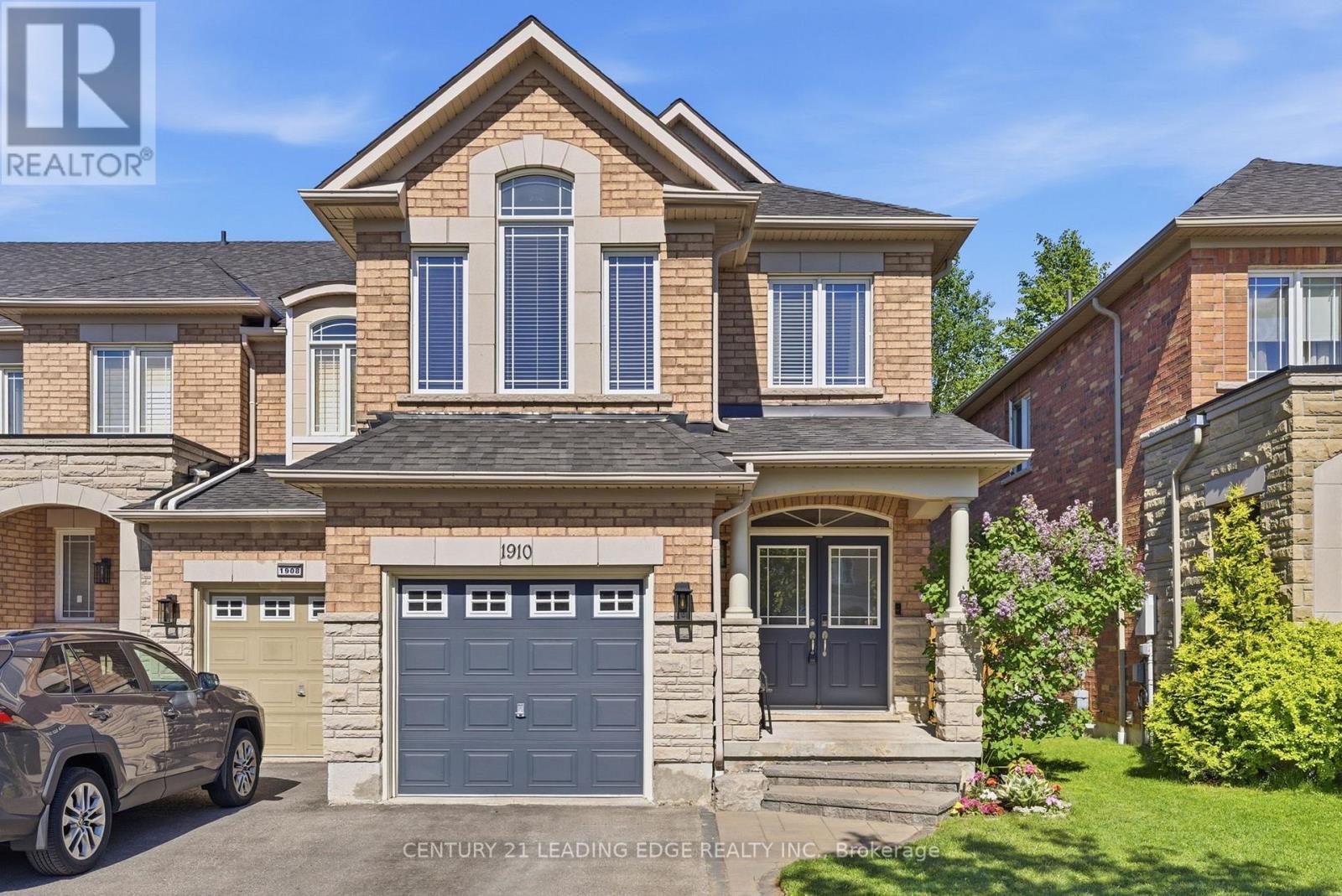 1910 CALVINGTON DRIVE, Pickering, Ontario
