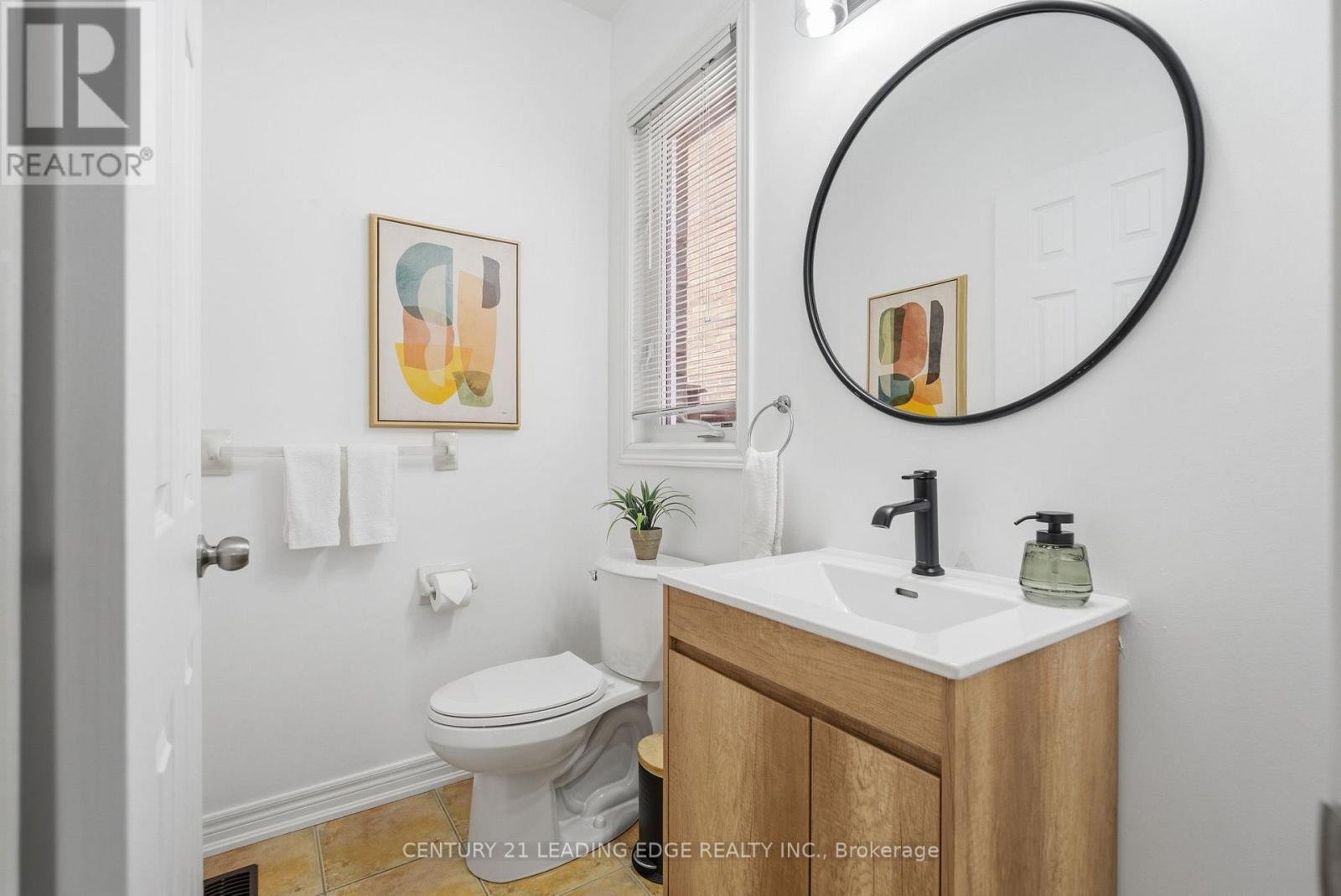 1910 Calvington Drive, Pickering, Ontario  L1V 0B3 - Photo 18 - E13233310