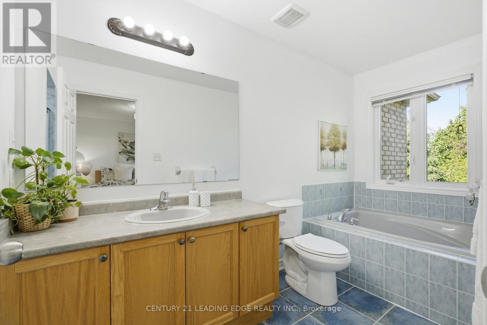 1910 Calvington Drive, Pickering, Ontario  L1V 0B3 - Photo 30 - E13233310