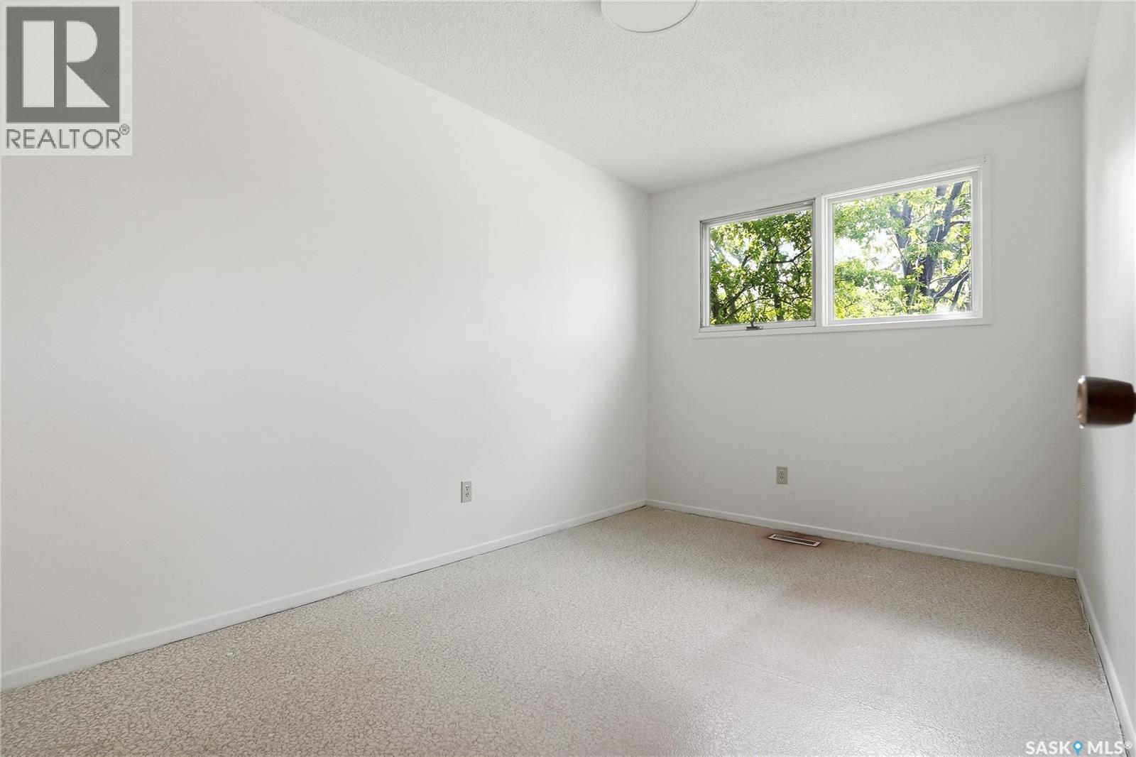 54 St Lawrence Crescent, Saskatoon, Saskatchewan  S7K 1G5 - Photo 20 - SK037838