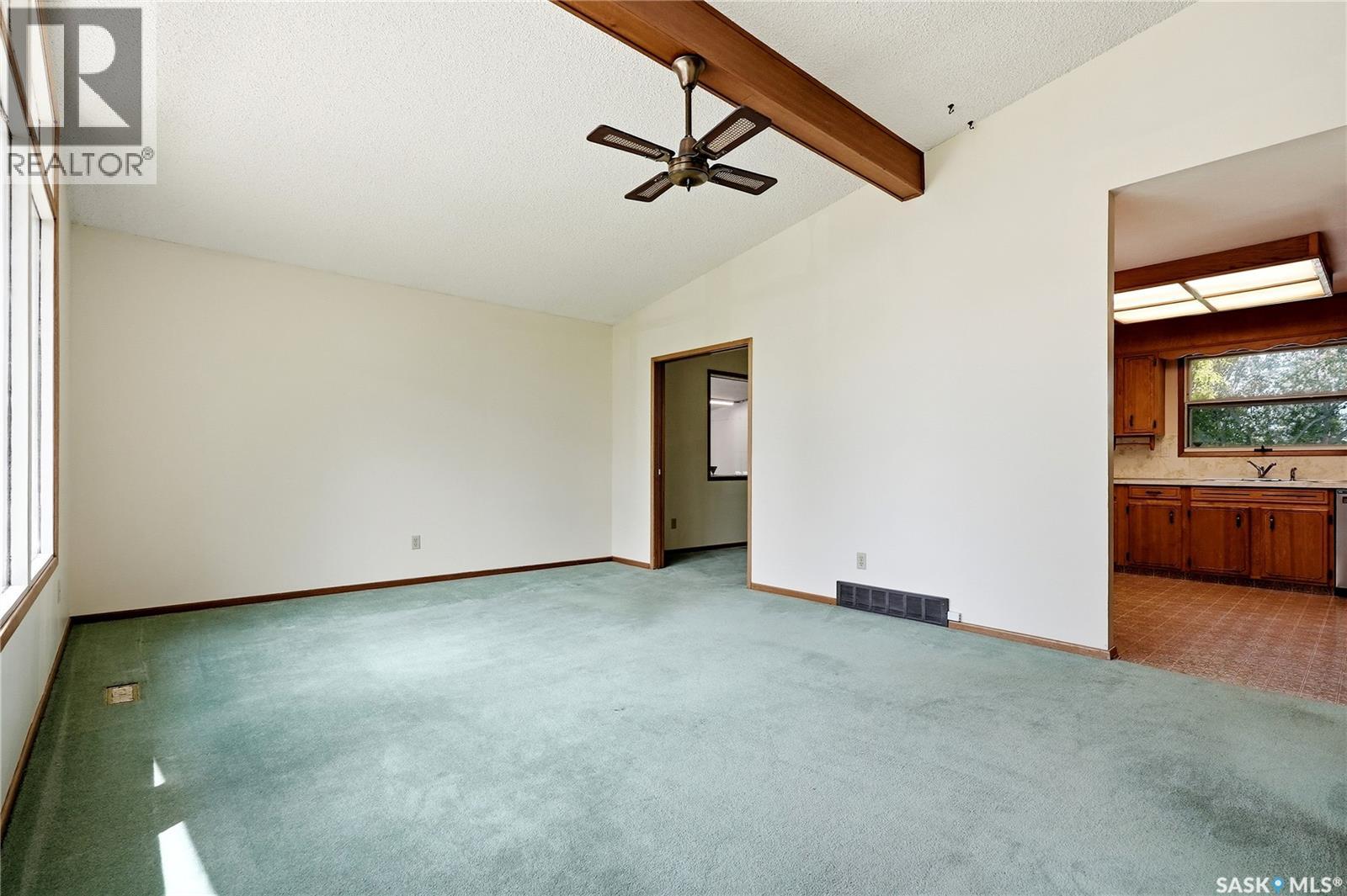 54 St Lawrence Crescent, Saskatoon, Saskatchewan  S7K 1G5 - Photo 11 - SK037838