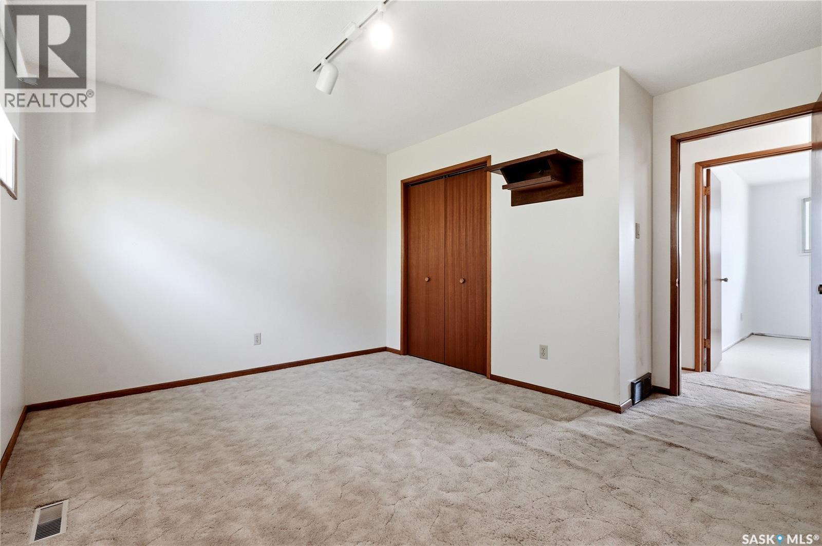 54 St Lawrence Crescent, Saskatoon, Saskatchewan  S7K 1G5 - Photo 15 - SK037838