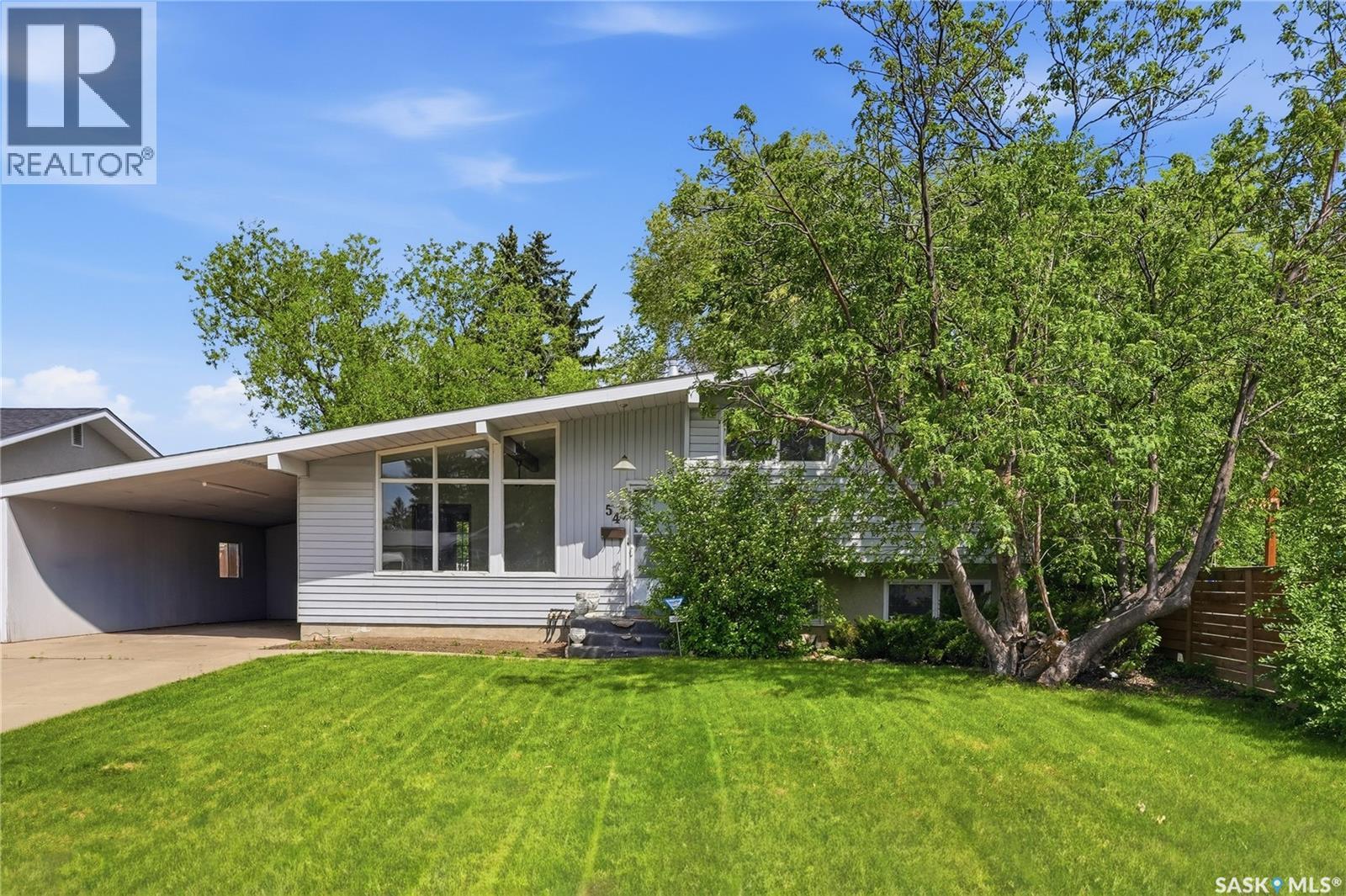 54 St Lawrence Crescent, Saskatoon, Saskatchewan  S7K 1G5 - Photo 1 - SK037838