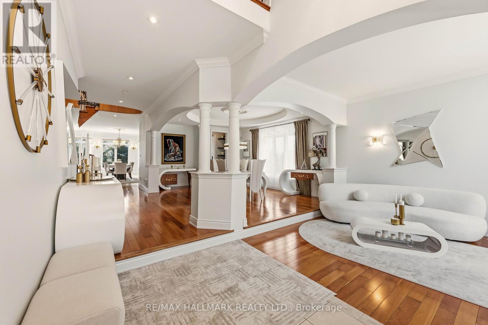 12 Sachet Drive, Richmond Hill, Ontario  L4E 4S1 - Photo 4 - N13210106