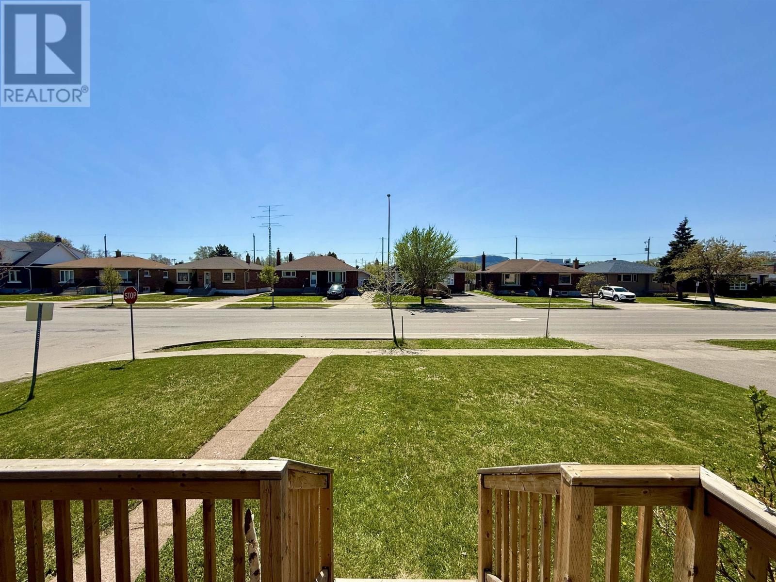 2101 Victoria Ave E, Thunder Bay, Ontario  P7C 1E4 - Photo 3 - TB2601307
