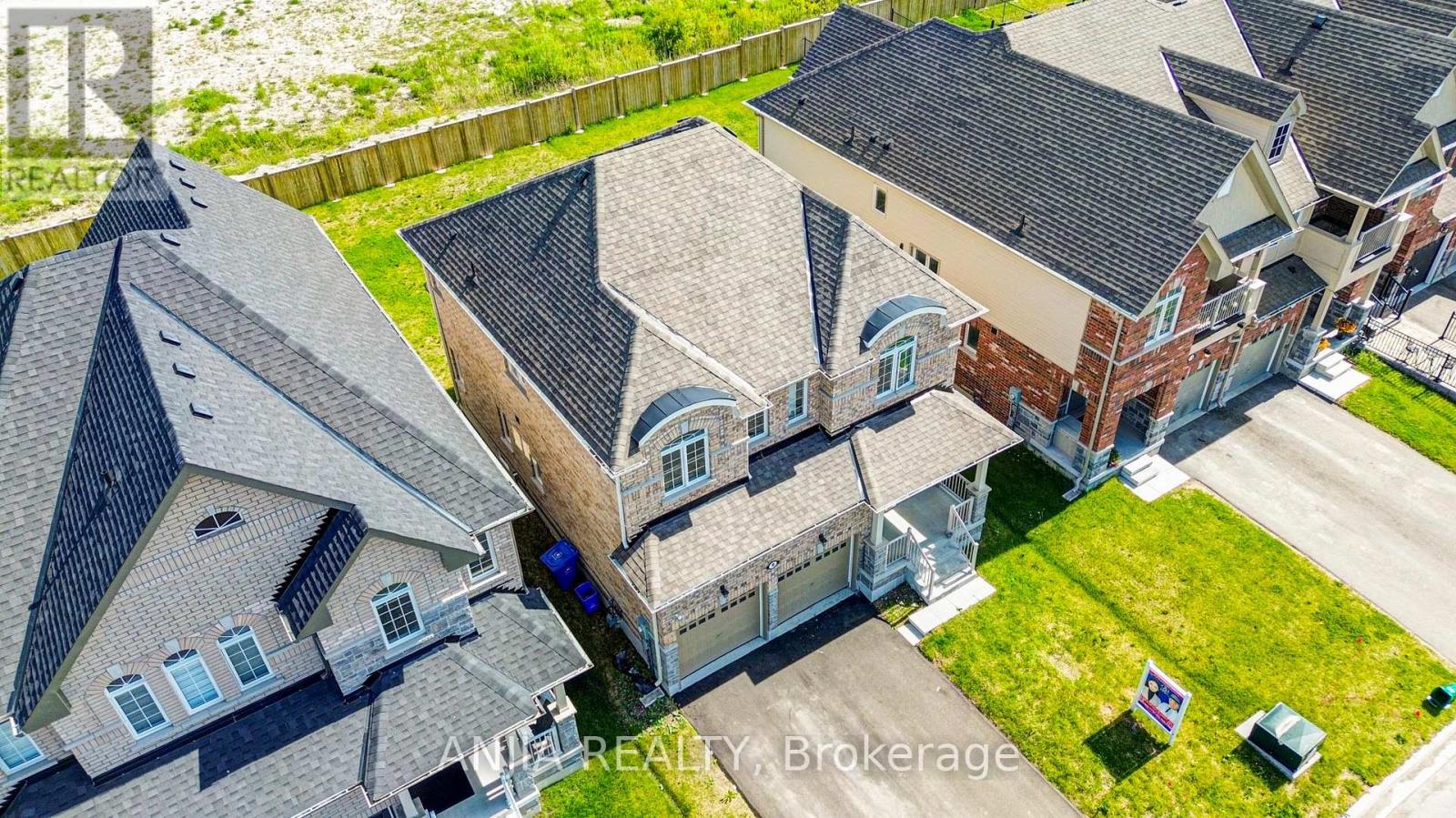 9 Cliff Thompson Court, Georgina, Ontario  L0E 1R0 - Photo 6 - N13233356