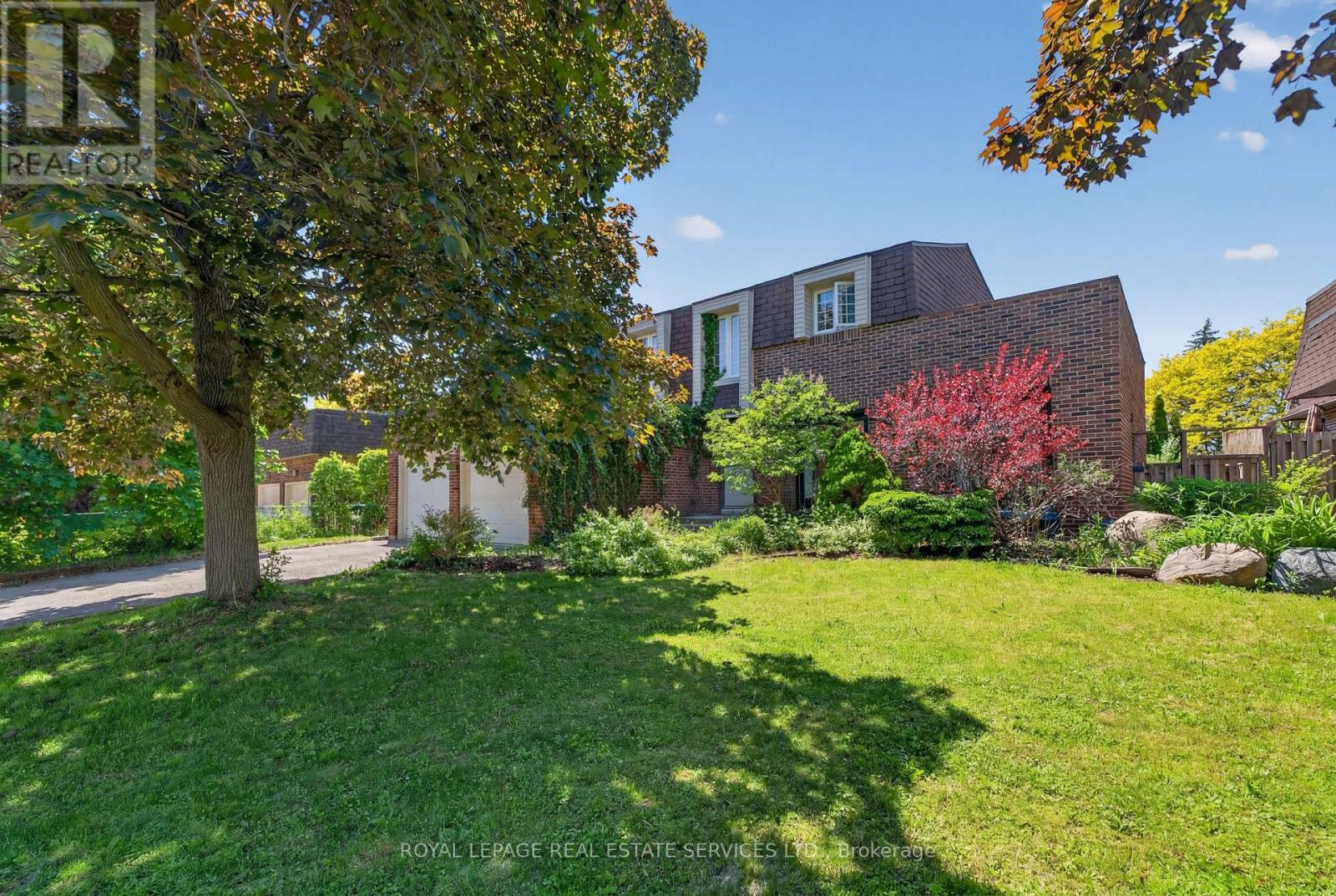 28 Wootten Way, Markham, Ontario  L3P 3L9 - Photo 2 - N13233408