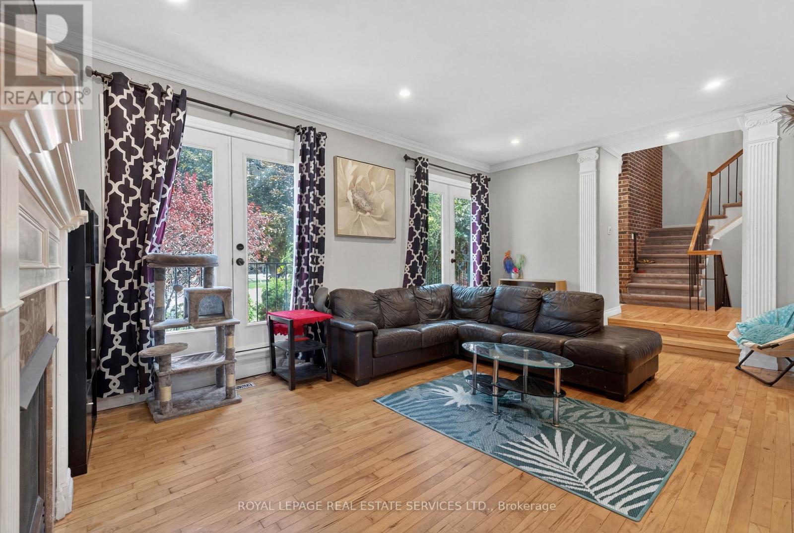 28 Wootten Way, Markham, Ontario  L3P 3L9 - Photo 6 - N13233408