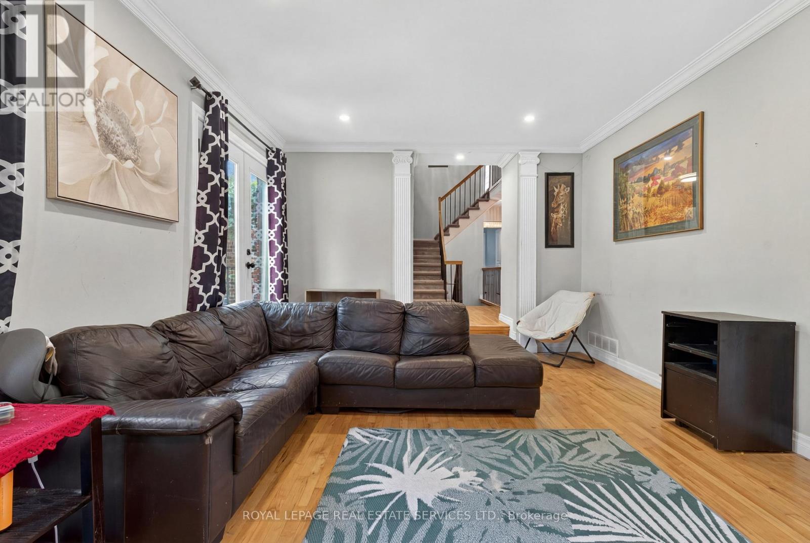 28 Wootten Way, Markham, Ontario  L3P 3L9 - Photo 8 - N13233408