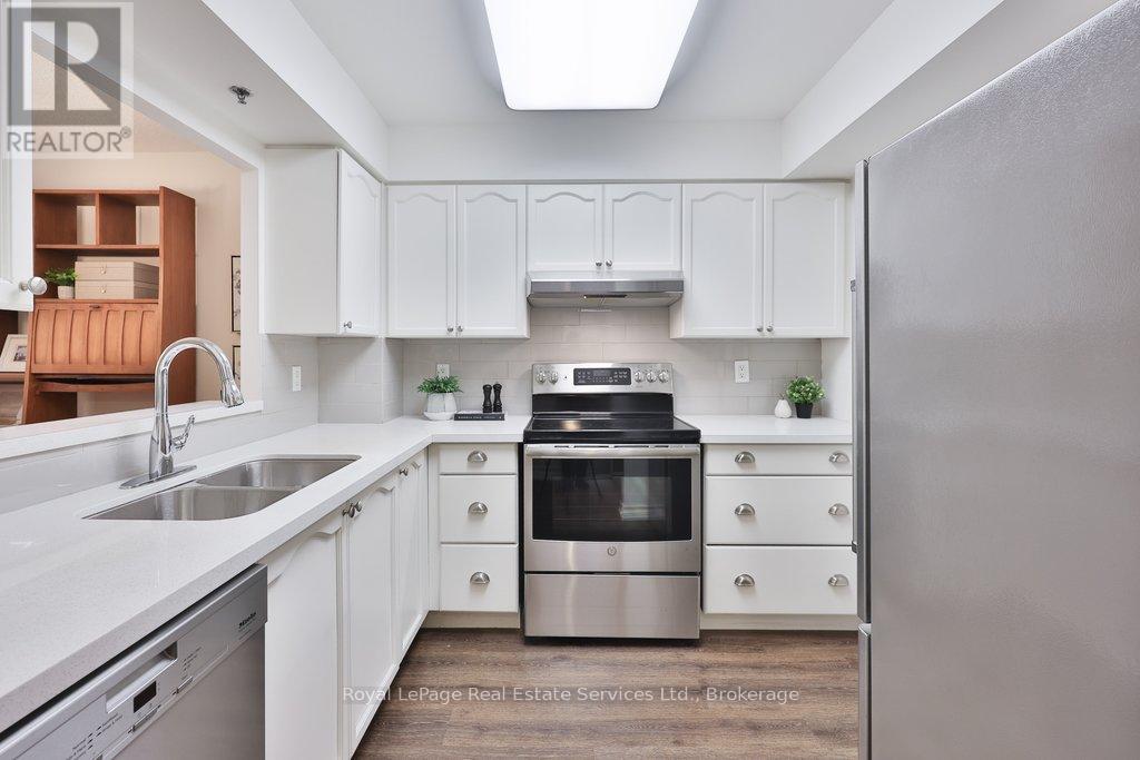 2205 - 100 Burloak Drive, Burlington, Ontario  L7L 6P6 - Photo 7 - W13233470