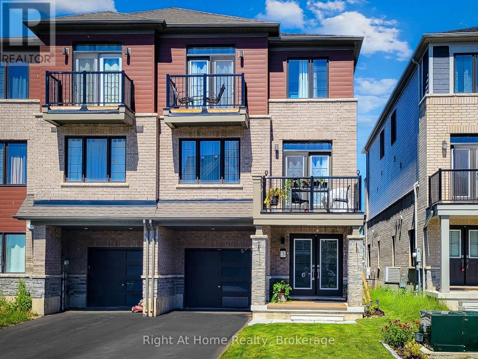 3 NORWICH CRESCENT, Haldimand, Ontario