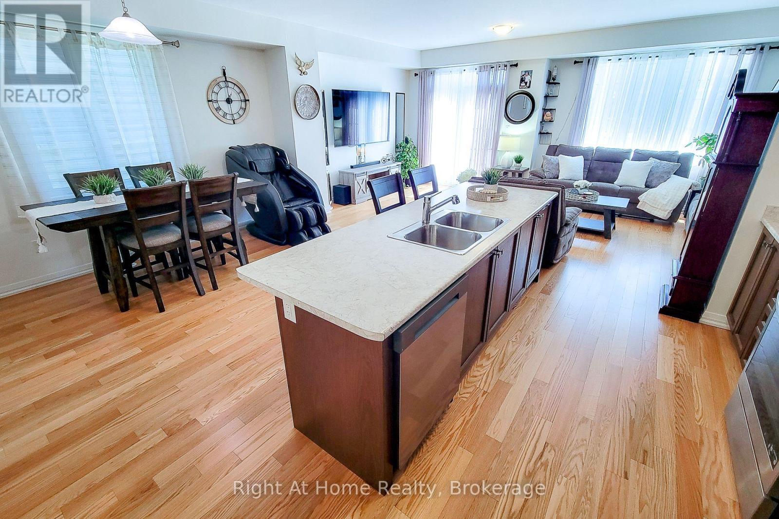 3 Norwich Crescent, Haldimand, Ontario  N3W 0J3 - Photo 15 - X13233638