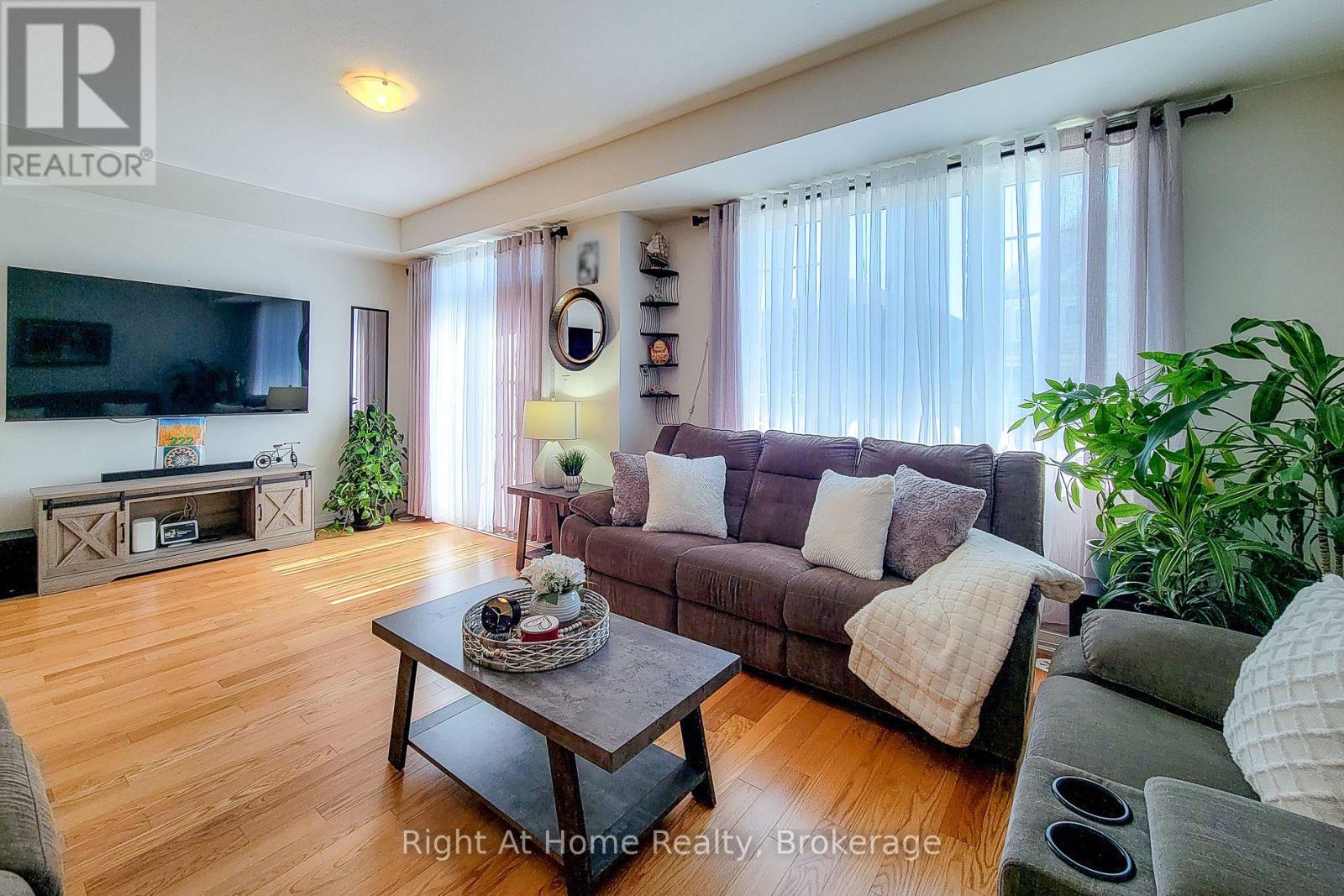 3 Norwich Crescent, Haldimand, Ontario  N3W 0J3 - Photo 24 - X13233638