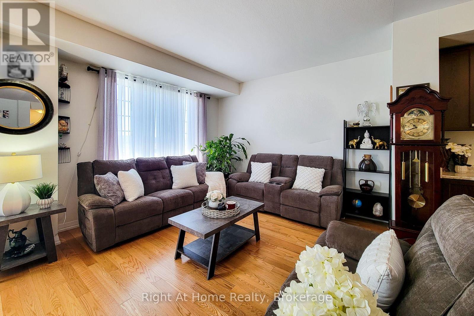 3 Norwich Crescent, Haldimand, Ontario  N3W 0J3 - Photo 34 - X13233638