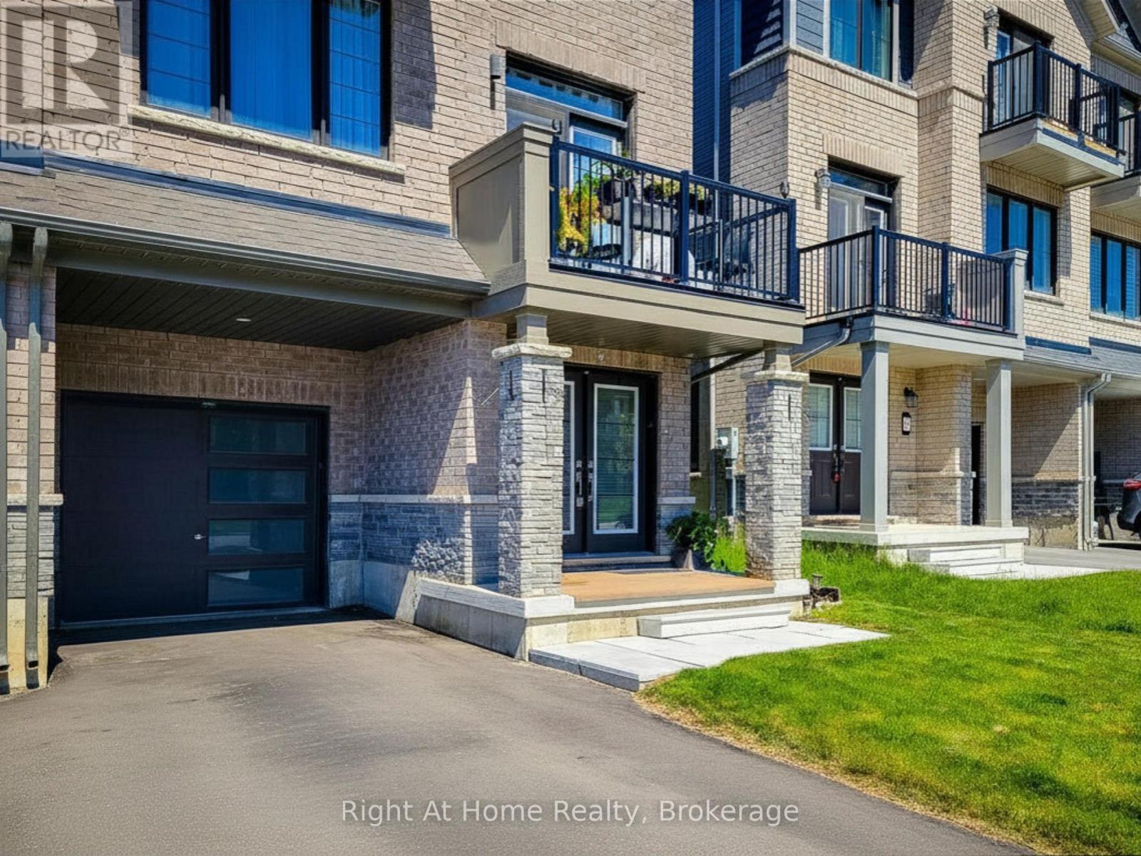 3 Norwich Crescent, Haldimand, Ontario  N3W 0J3 - Photo 4 - X13233638