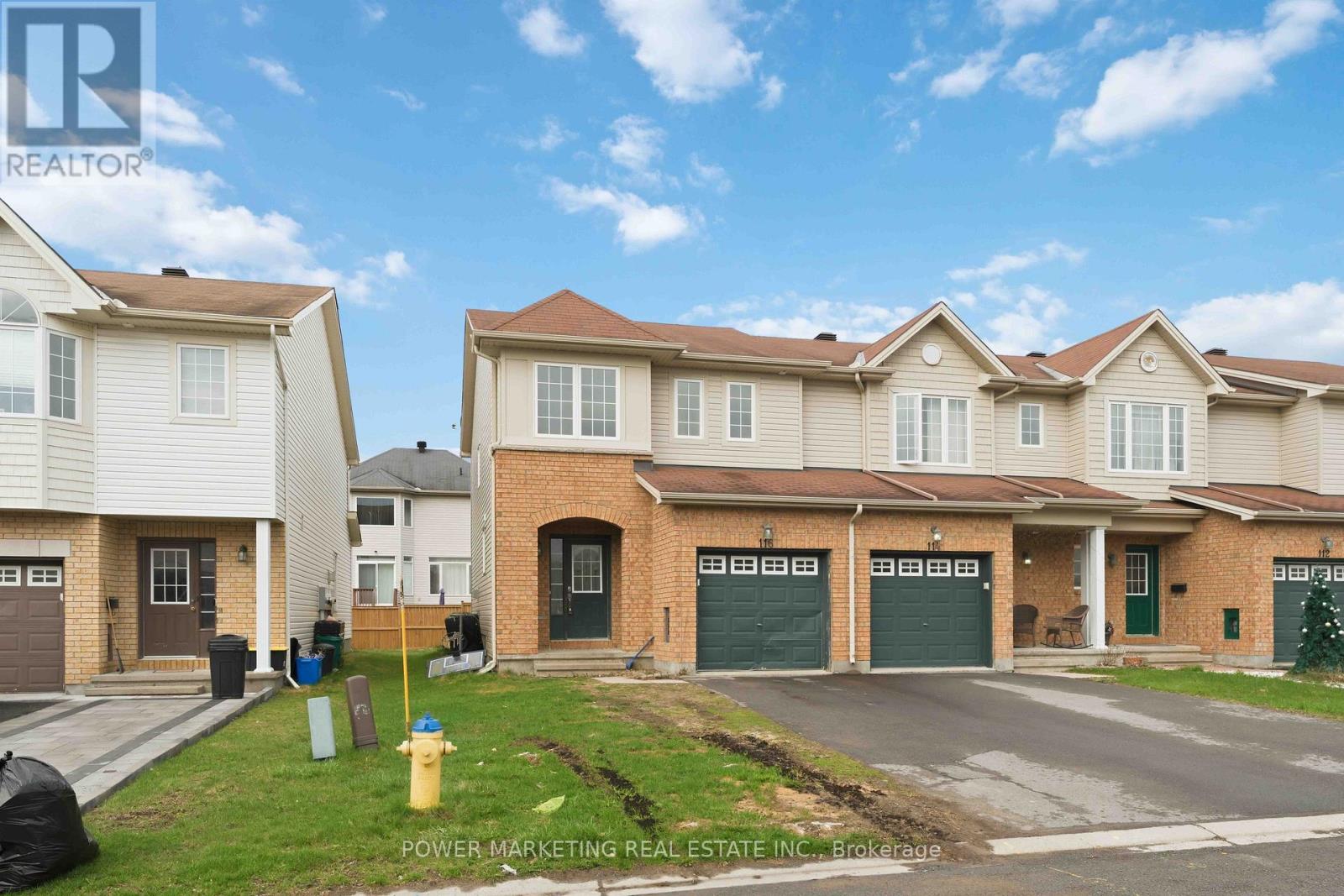 116 Esterbrook Drive, Ottawa, Ontario K1W 0B1 - Photo 2 - X13233648