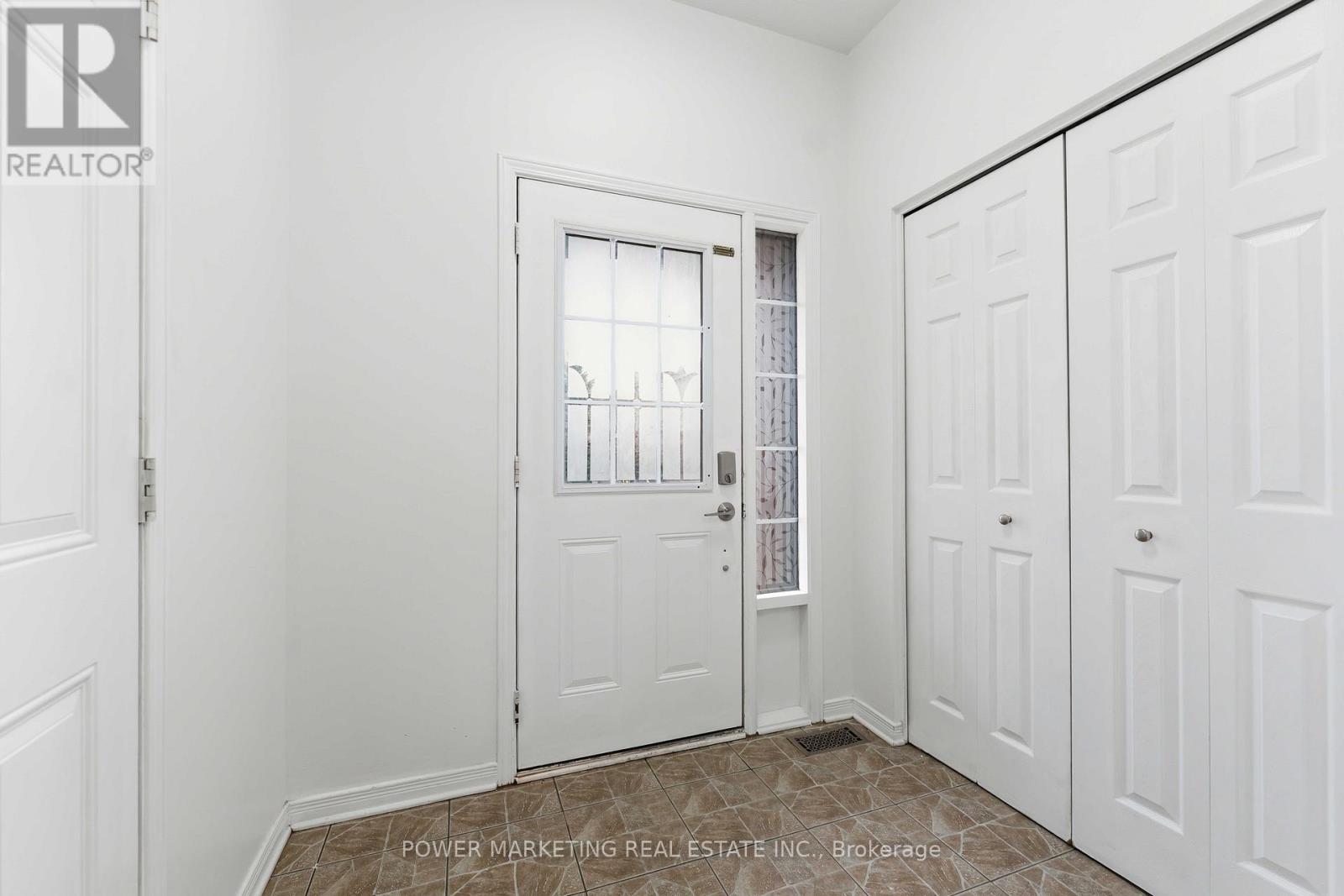 116 Esterbrook Drive, Ottawa, Ontario K1W 0B1 - Photo 3 - X13233648