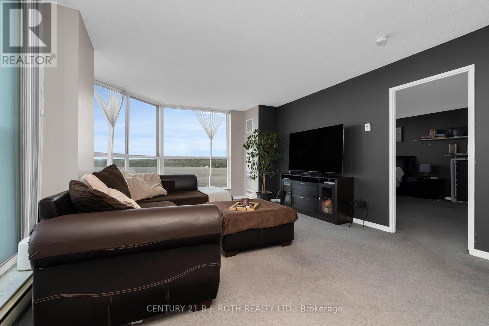 807 - 150 Dunlop Street E, Barrie (City Centre), Ontario L4M 6H1 - Photo 8 - S13233246