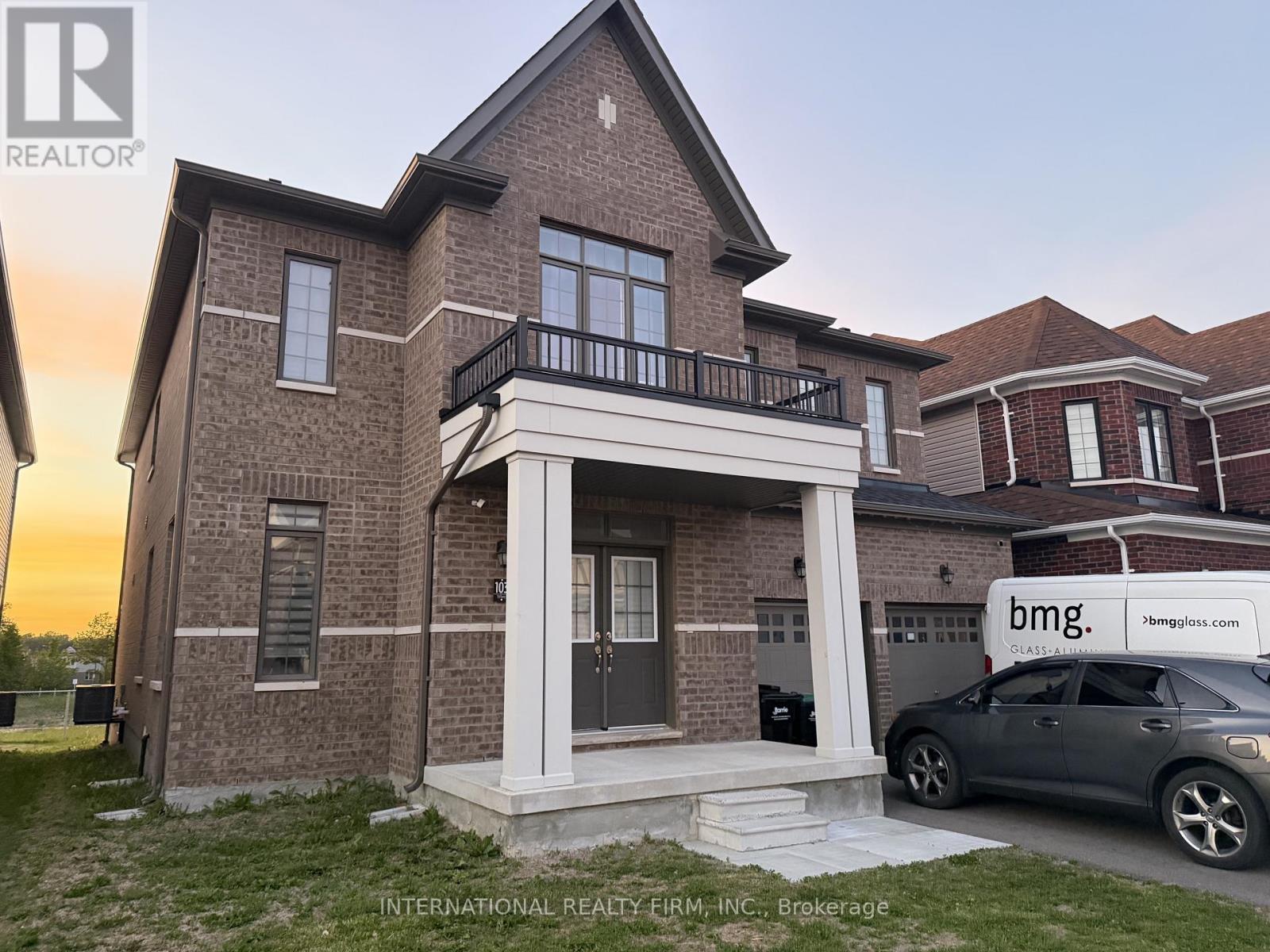 103 Nottingham Road, Barrie, Ontario  L9J 0L3 - Photo 1 - S13233296