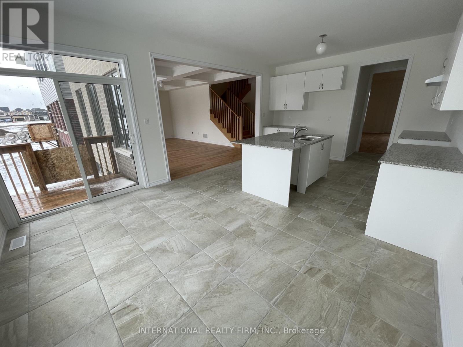 103 Nottingham Road, Barrie, Ontario  L9J 0L3 - Photo 8 - S13233296