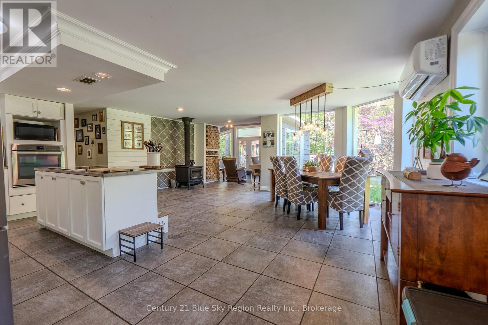 194 Palangio Road, Bonfield, Ontario  P0H 1E0 - Photo 10 - X13233858