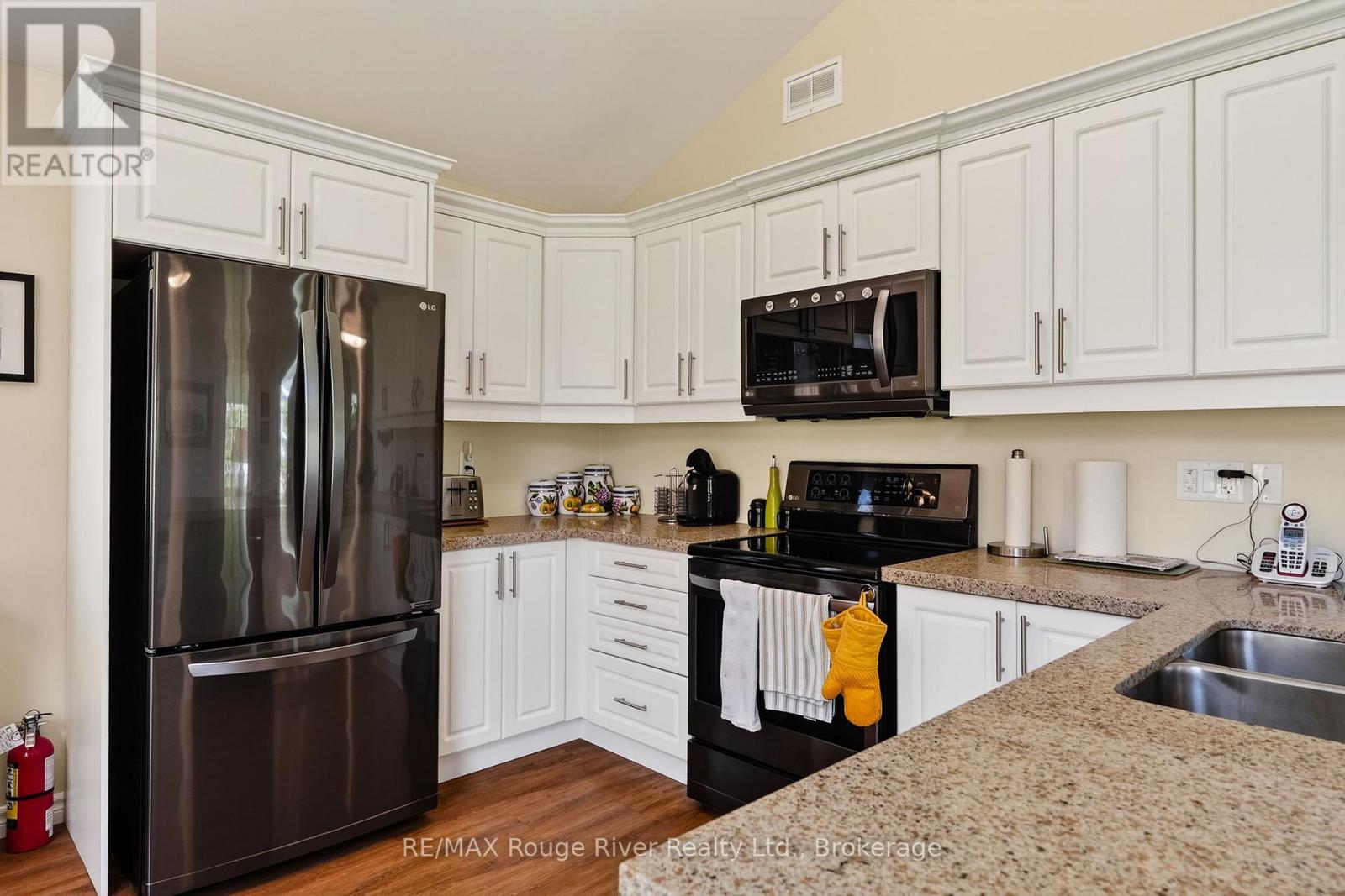 403 - 295 Densmore Road, Cobourg, Ontario  K9A 4J9 - Photo 22 - X13224410