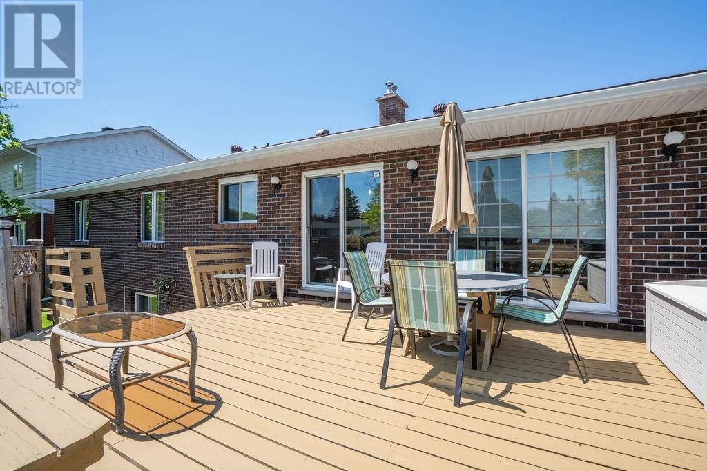 135 Louise Ave, Sault Ste. Marie, Ontario  P6A 6A5 - Photo 8 - SM261294