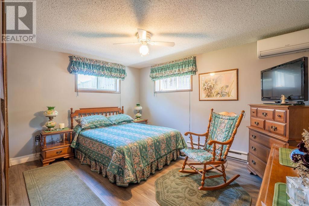 135 Louise Ave, Sault Ste. Marie, Ontario  P6A 6A5 - Photo 45 - SM261294