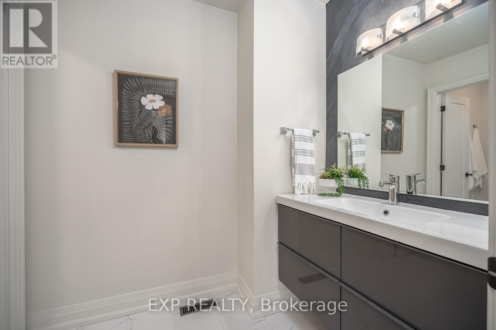 1856 Bonnymede Drive, Mississauga, Ontario  L5J 1E1 - Photo 19 - W13233214
