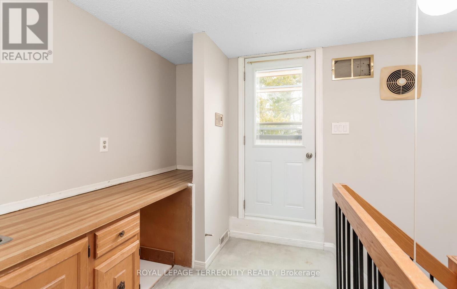 33 - 1250 Marlborough Court, Oakville, Ontario  L6H 2W7 - Photo 34 - W13233260
