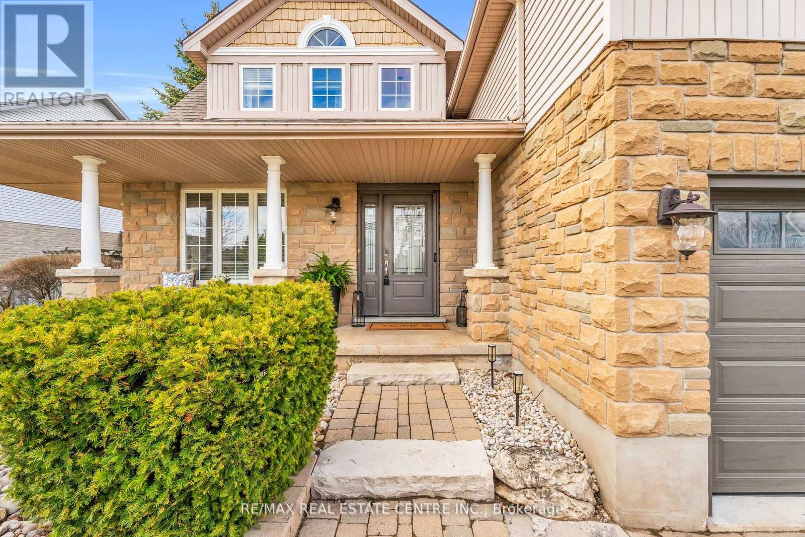 11 Chapman Road, Orangeville, Ontario  L9W 5C7 - Photo 3 - W13233306