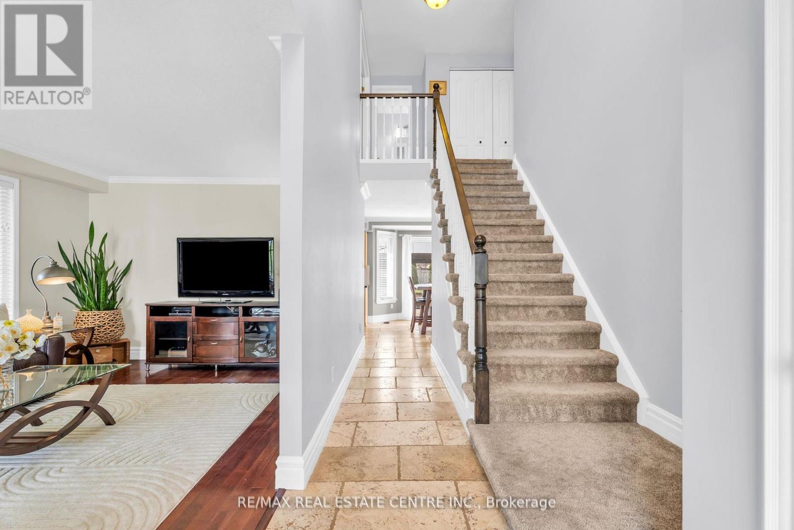 11 Chapman Road, Orangeville, Ontario  L9W 5C7 - Photo 5 - W13233306