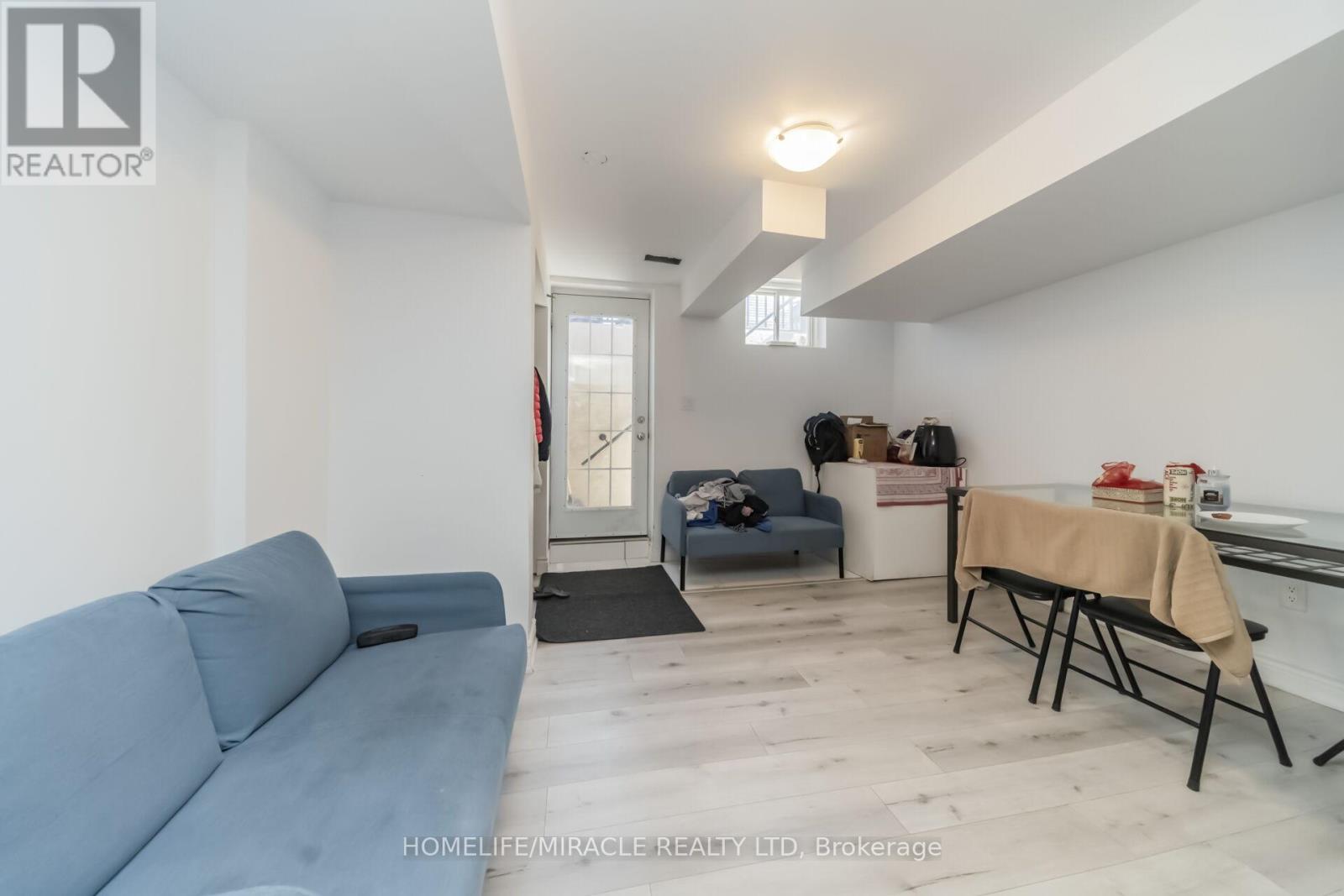 3 White Road, Brampton, Ontario  L7A 1Y5 - Photo 36 - W13233338