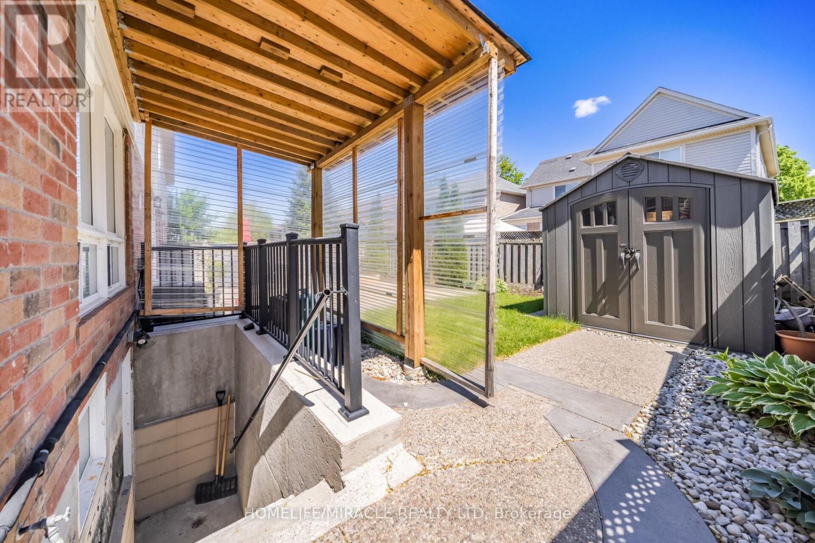 3 White Road, Brampton, Ontario  L7A 1Y5 - Photo 43 - W13233338