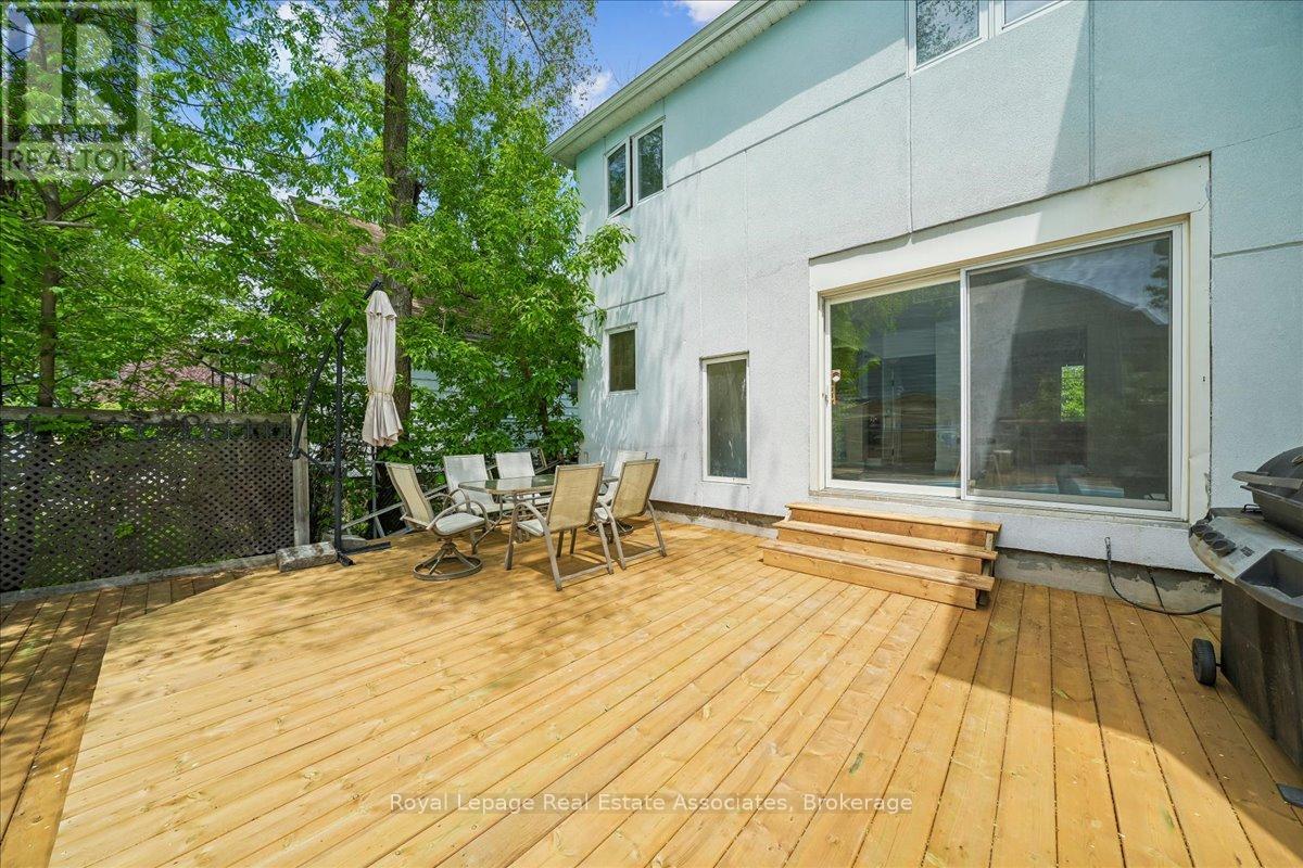 1168 Canterbury Road, Mississauga (Mineola), Ontario  L5G 4A2 - Photo 5 - W13233366