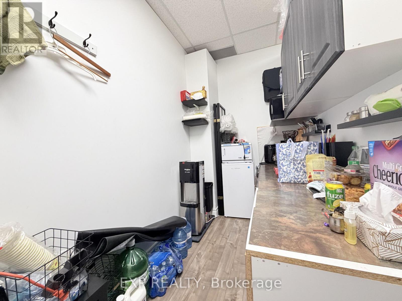 #36 - 5004 Timberlea Boulevard, Mississauga, Ontario  L4W 5C5 - Photo 15 - W13233386