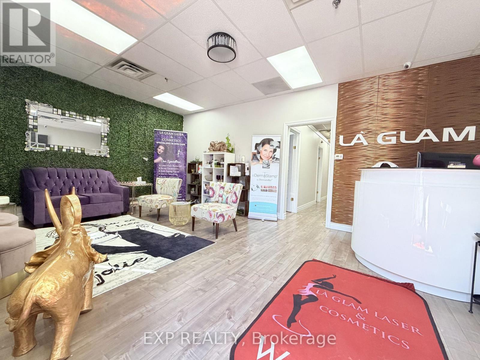 #36 - 5004 Timberlea Boulevard, Mississauga, Ontario  L4W 5C5 - Photo 3 - W13233386