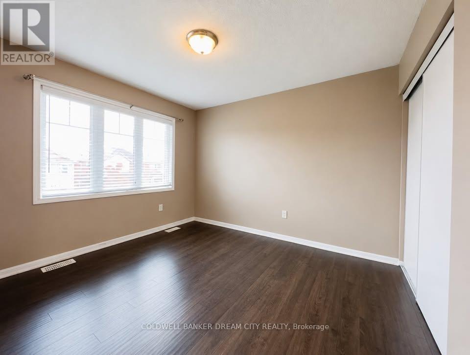 1124 Solomon Court, Milton, Ontario  L9T 8H1 - Photo 7 - W13233392