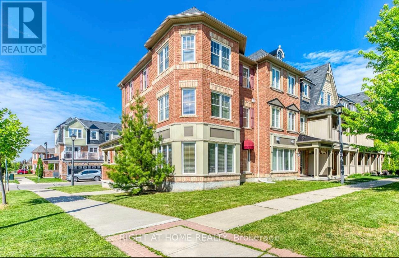 638 HOLLY AVENUE, Milton, Ontario