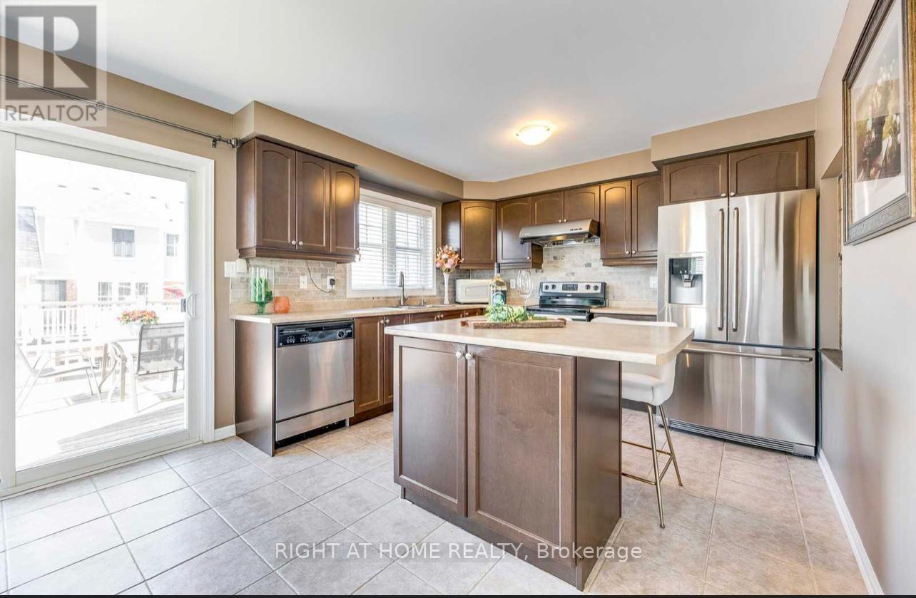 638 Holly Avenue, Milton, Ontario  L9T 0G3 - Photo 7 - W13233410