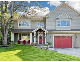 25 WALTHAM DRIVE, Toronto, Ontario