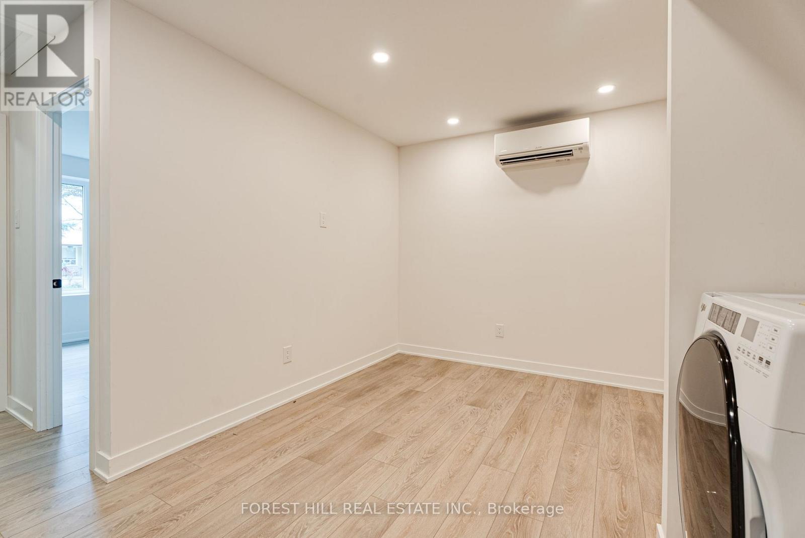 B - 50 William Cragg Drive, Toronto, Ontario  M3M 1V1 - Photo 10 - W13233442