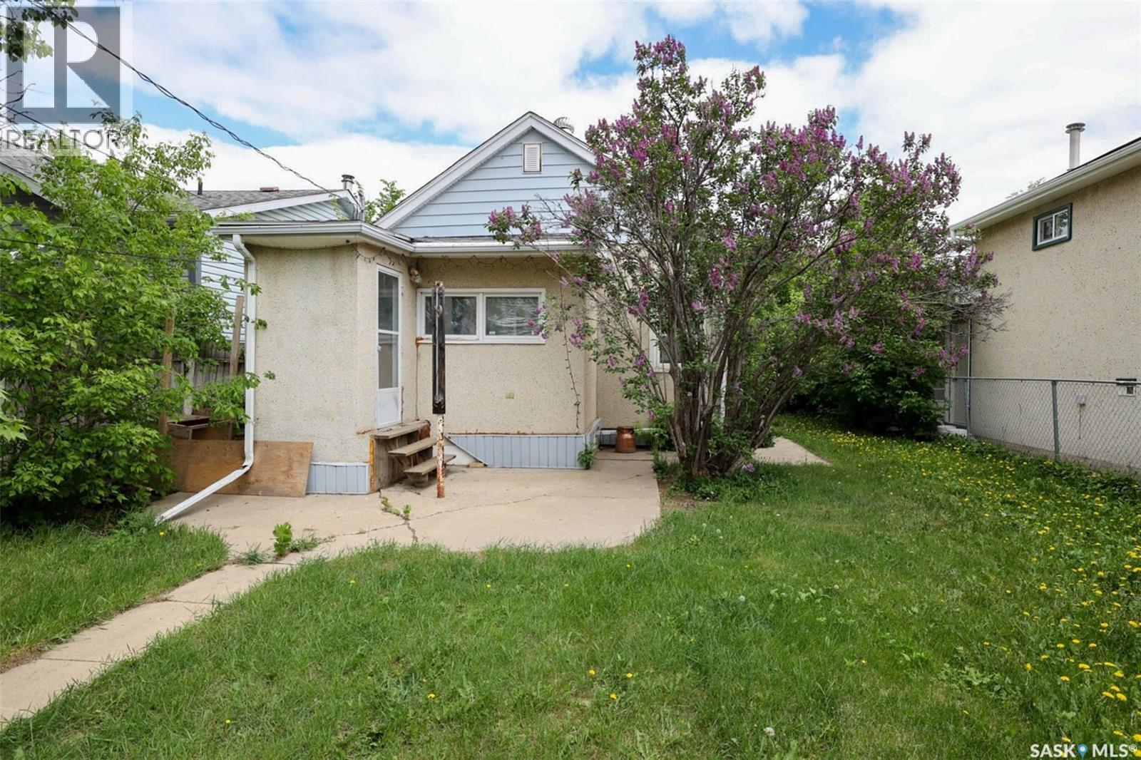 2030 Queen Street, Regina, Saskatchewan  S4T 4C1 - Photo 12 - SK038082