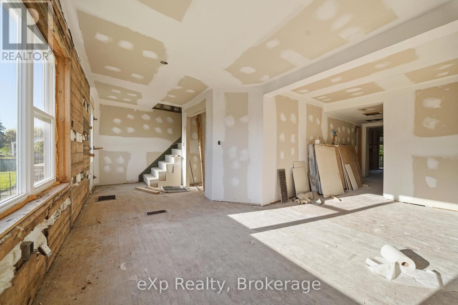 195 Sidney Street, Quinte West, Ontario  K8V 2S9 - Photo 6 - X13233838