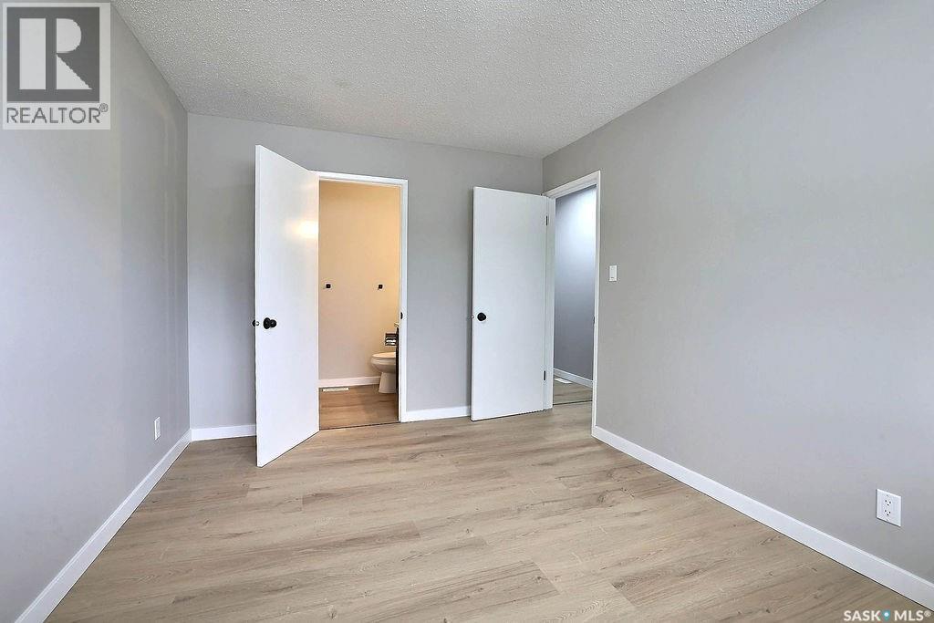 35 Chase Crescent, Regina, Saskatchewan  S4R 7Y3 - Photo 15 - SK038087