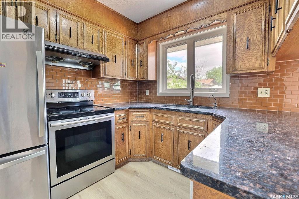 35 Chase Crescent, Regina, Saskatchewan  S4R 7Y3 - Photo 7 - SK038087