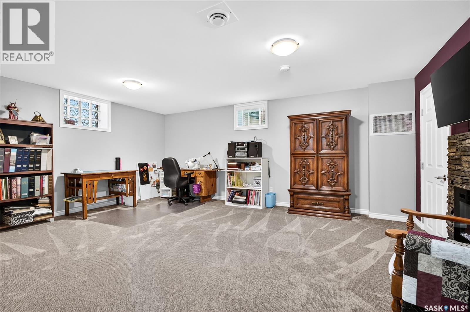 1030 1st Avenue Nw, Moose Jaw, Saskatchewan  S6H 3N2 - Photo 47 - SK037998