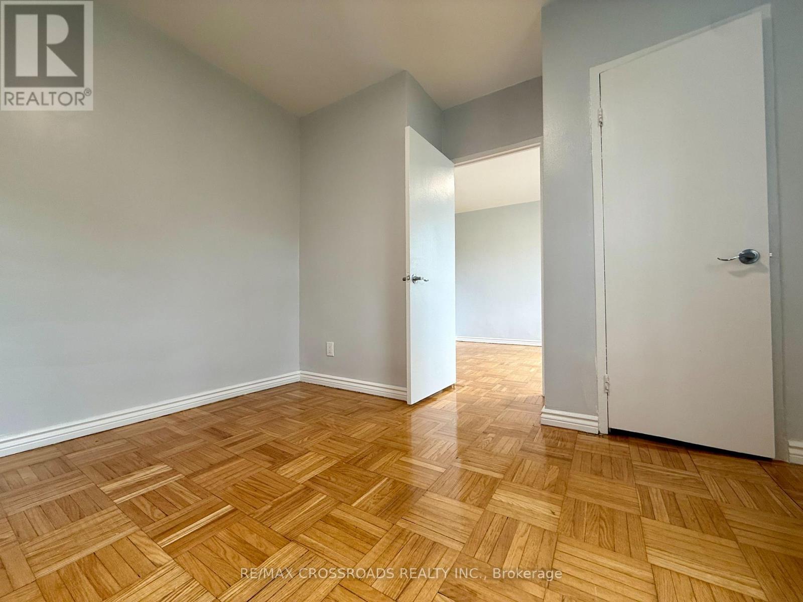 311 - 2770 Yonge Street, Toronto, Ontario  M4N 2J3 - Photo 3 - C13233524