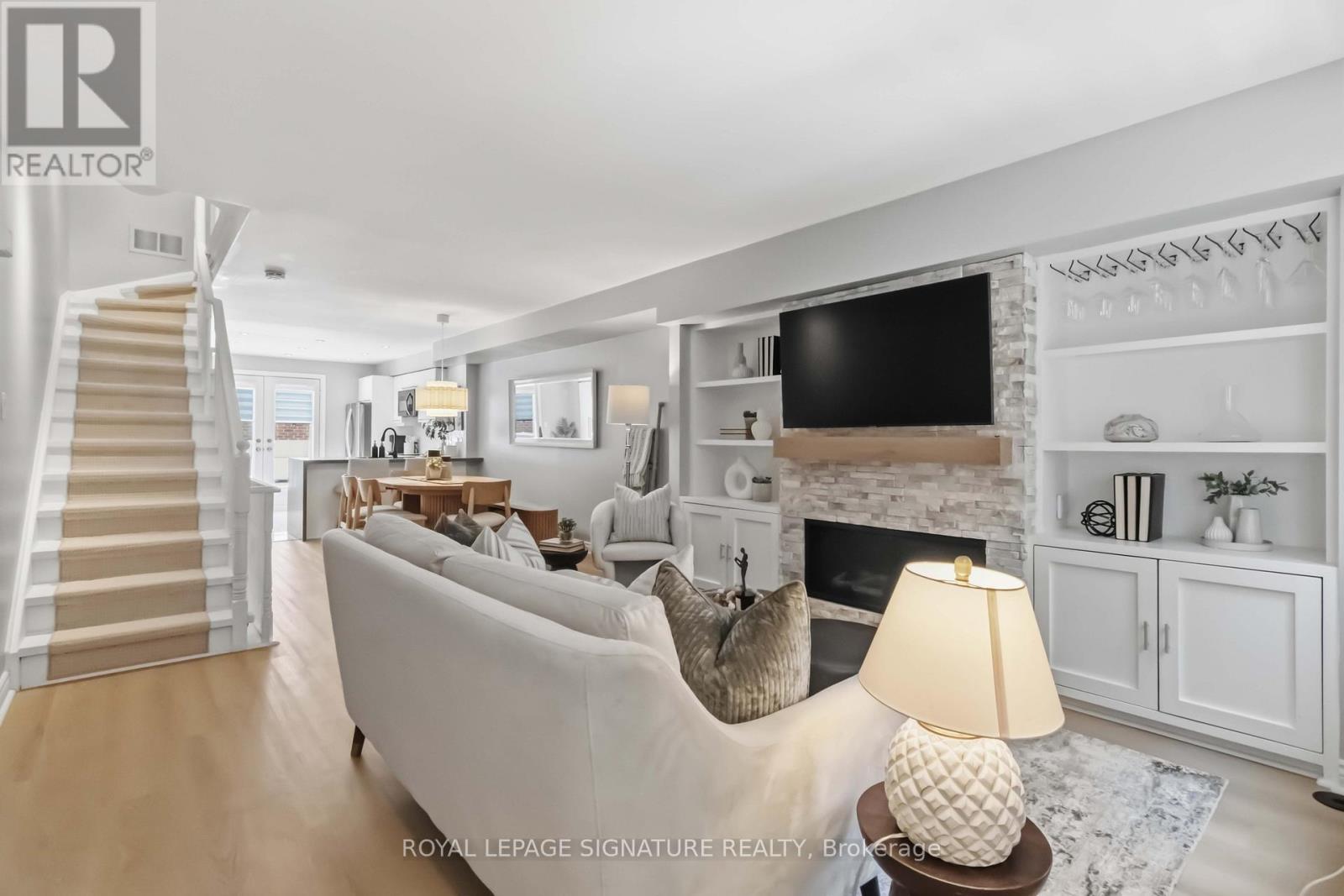 2606 - 12 Sudbury Street, Toronto, Ontario  M6J 3W7 - Photo 2 - C13233528