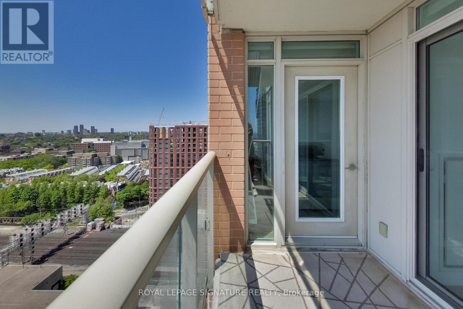 1910 - 125 Western Battery Road, Toronto, Ontario  M6K 3R8 - Photo 26 - C13233582